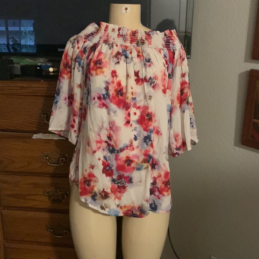 NWT Karen Kane Off The Shoulder Why are your flowers floral amazing beautiful S